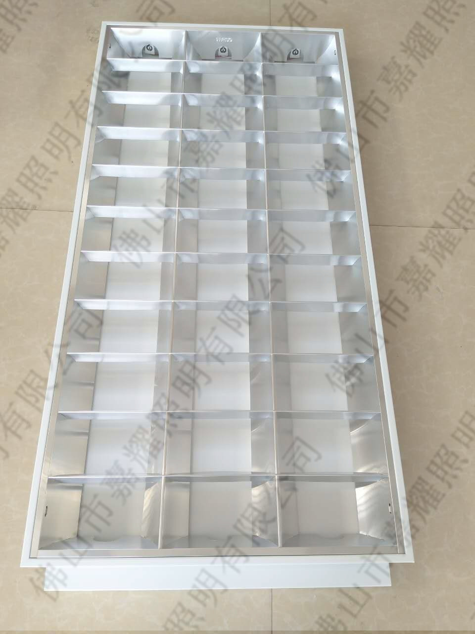 嵌入式歐司朗300*1200 LED燈管專用格柵燈盤(pán) LED T8 36W空燈盤(pán)